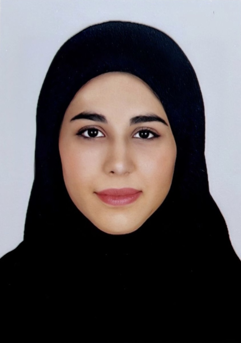 نیلوفر مقدسی
